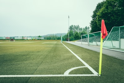 بطولة الدوري الإنجليزيتاريخ من المنافسة والإثارة